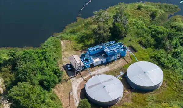 Química verde avança no Brasil: coagulantes e floculantes sustentáveis ganham espaço no tratamento de água